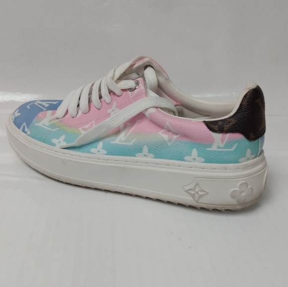 Louis Vuitton TimeOut trainers for women - Picture 5 of 12